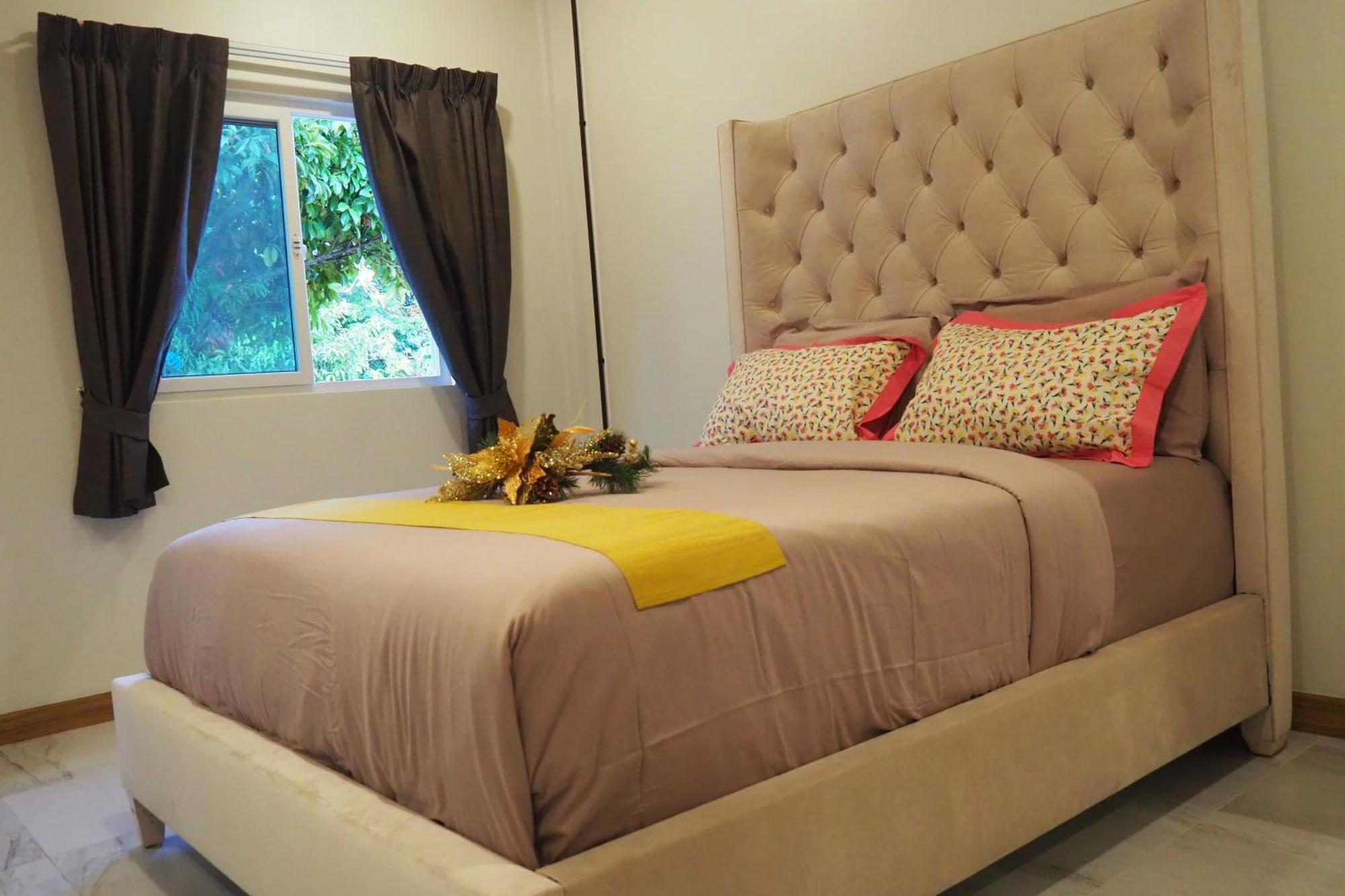 Villa Omloft Phuket Esterno foto